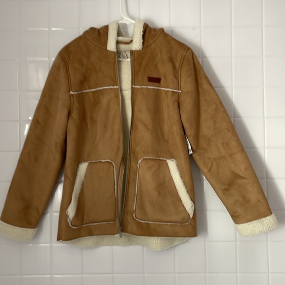 Koolaburra by UGG, color khaki hoodie jacket, size 14-16. Made with faux fur - Picture 6 of 17